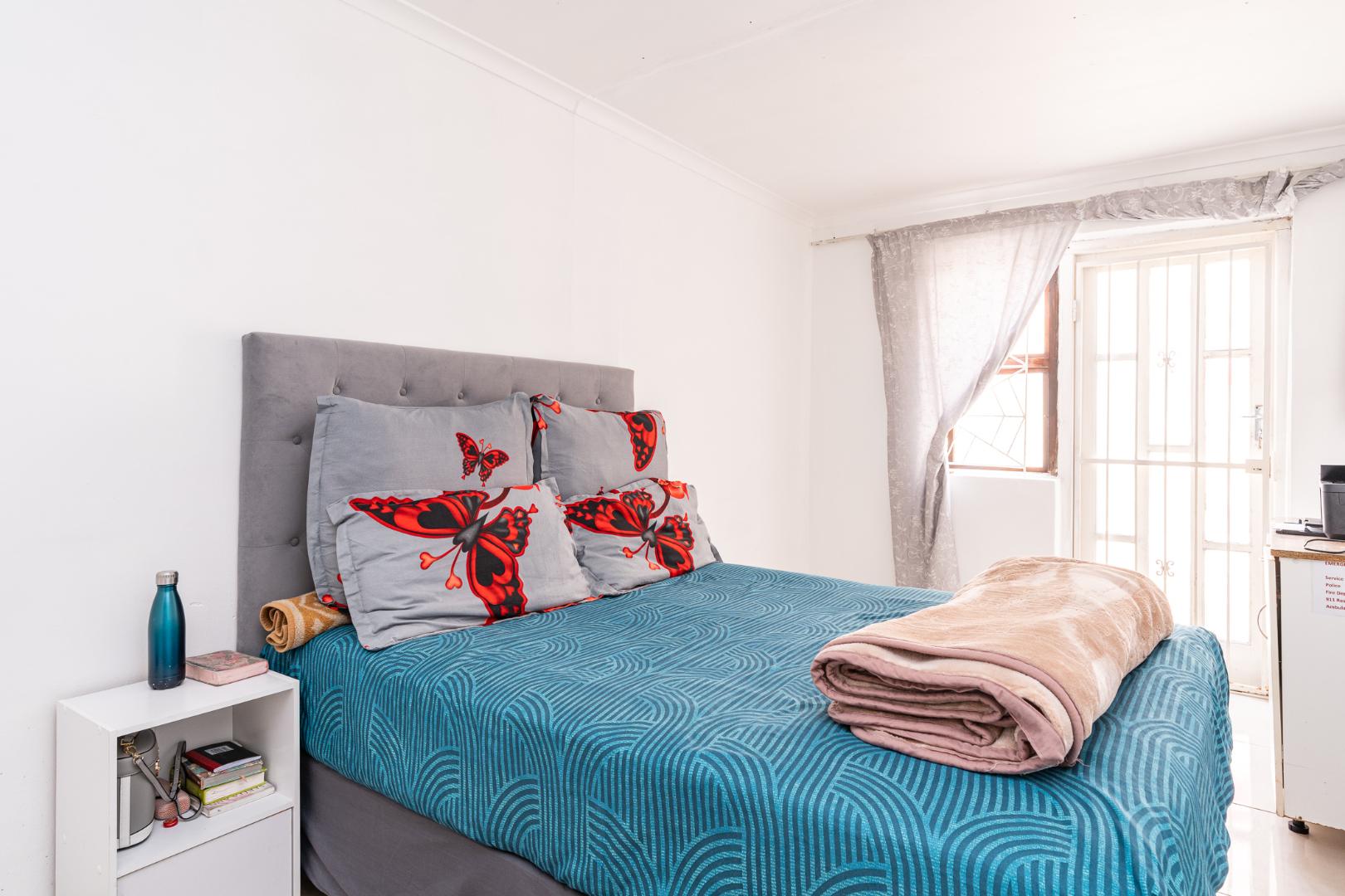 5 Bedroom Property for Sale in Phoenix Western Cape